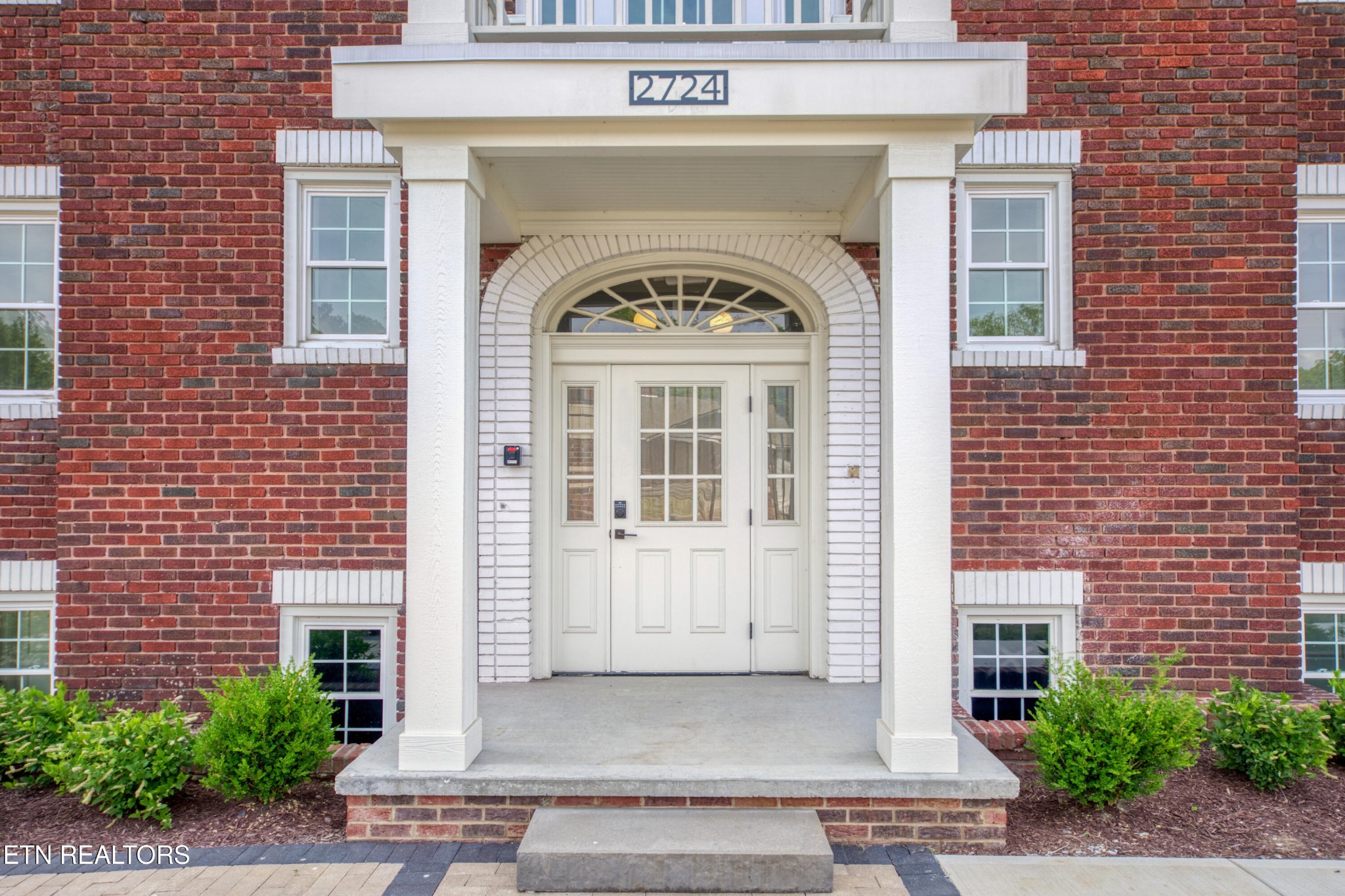 2724 E Magnolia Avenue Knoxville TN 37914