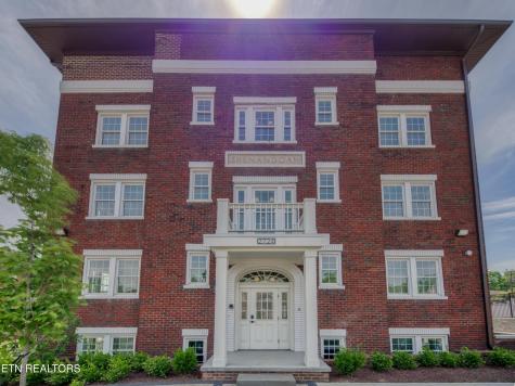 2724 E Magnolia Avenue Knoxville TN 37914