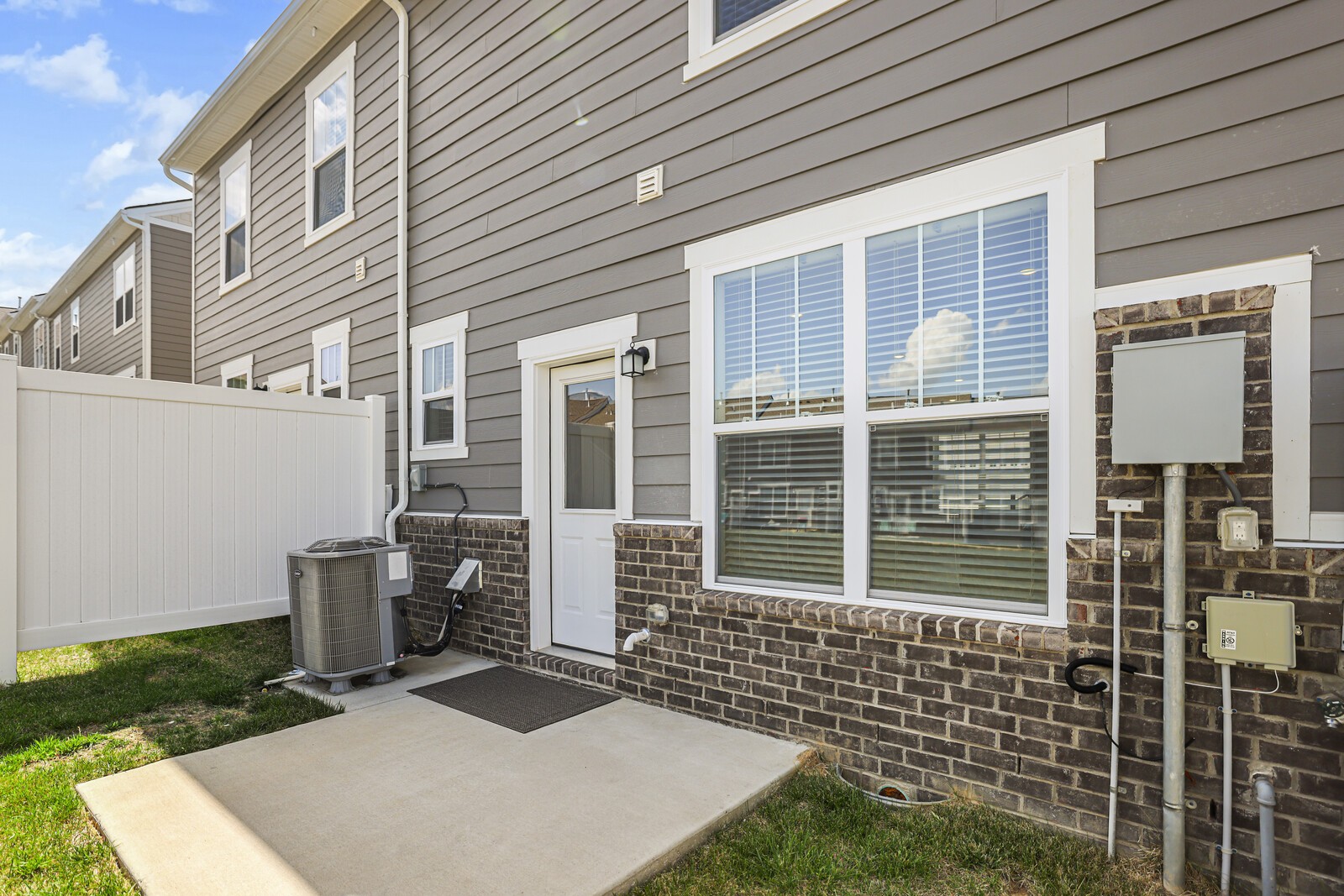 2719 Fordham Street Columbia TN 38401