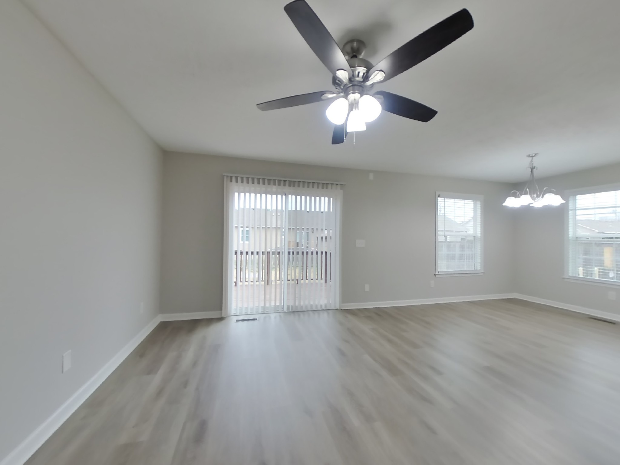 1820 Elizabeth Lane Columbia TN 38401