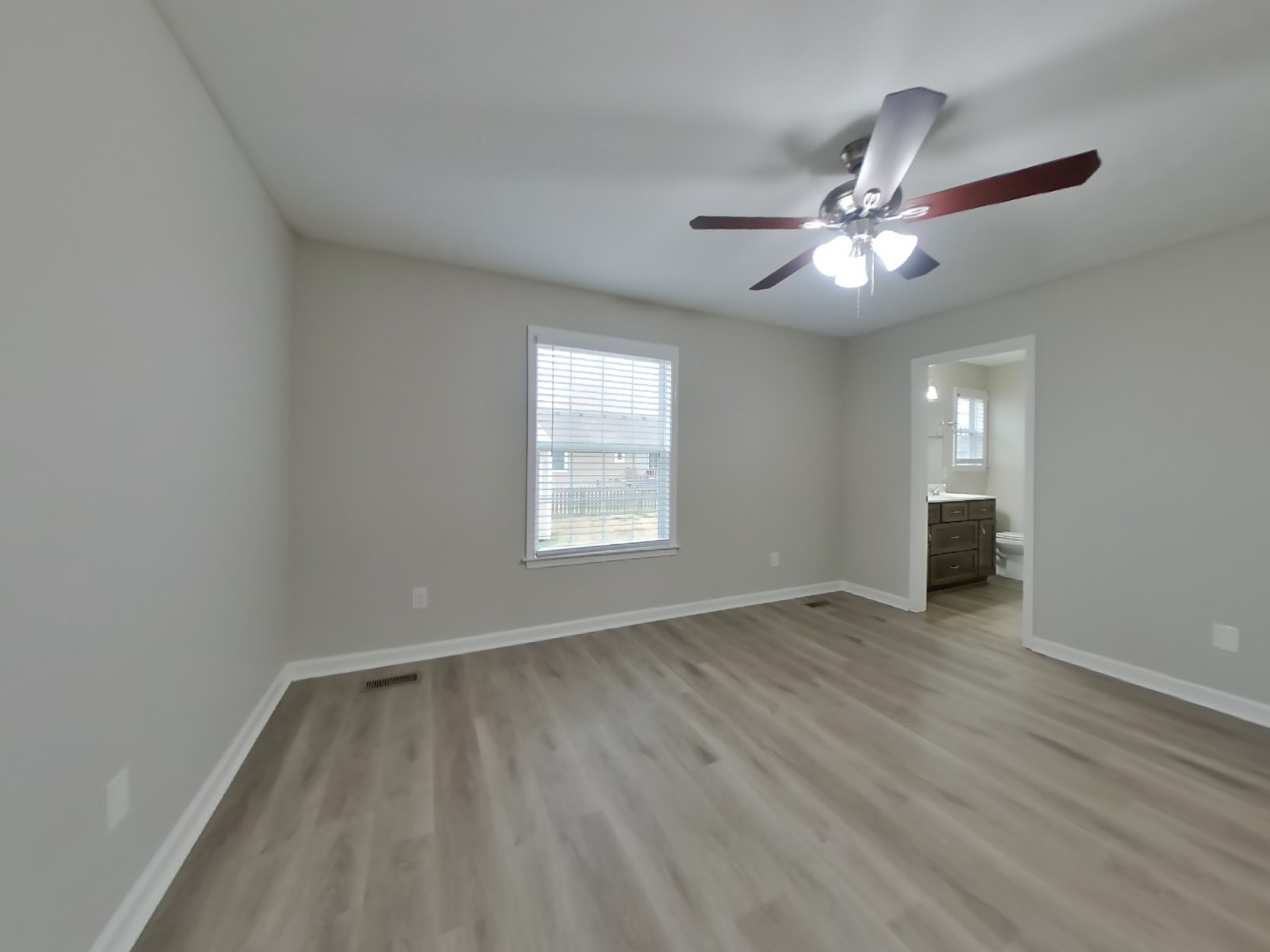 1820 Elizabeth Lane Columbia TN 38401