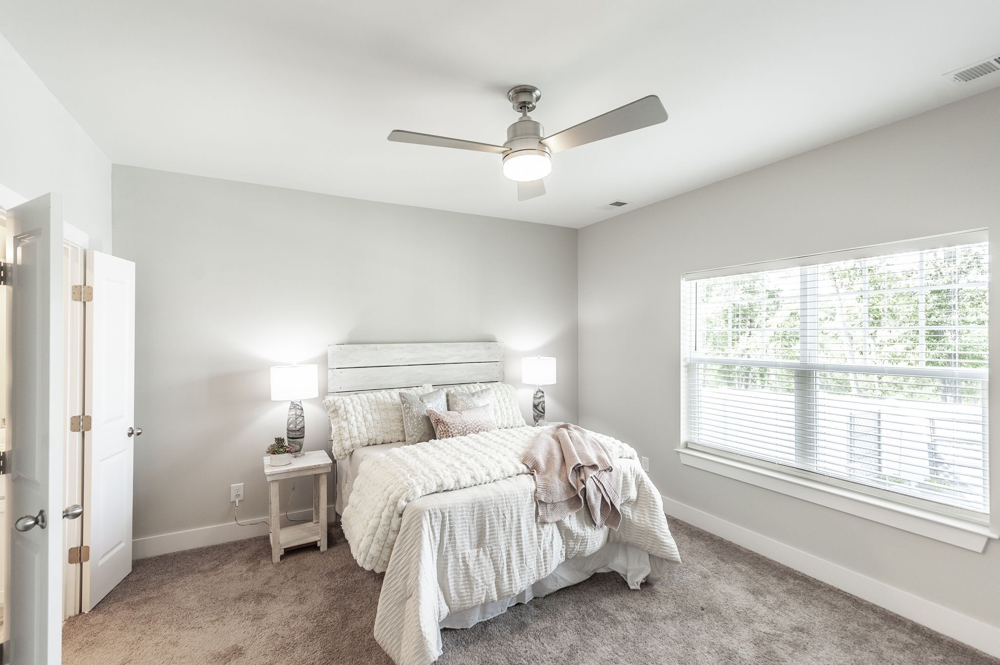 1144 Lock 4 Road Gallatin TN 37066