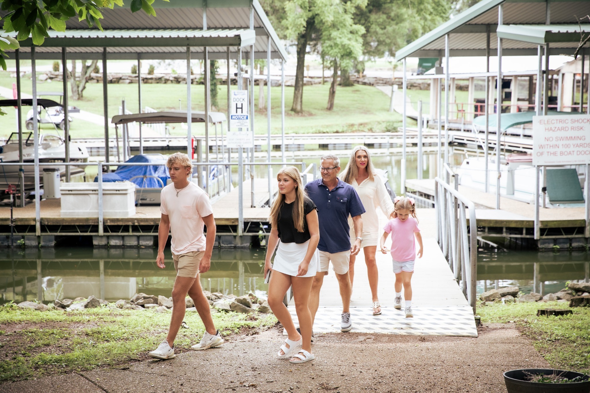 1144 Lock 4 Road Gallatin TN 37066