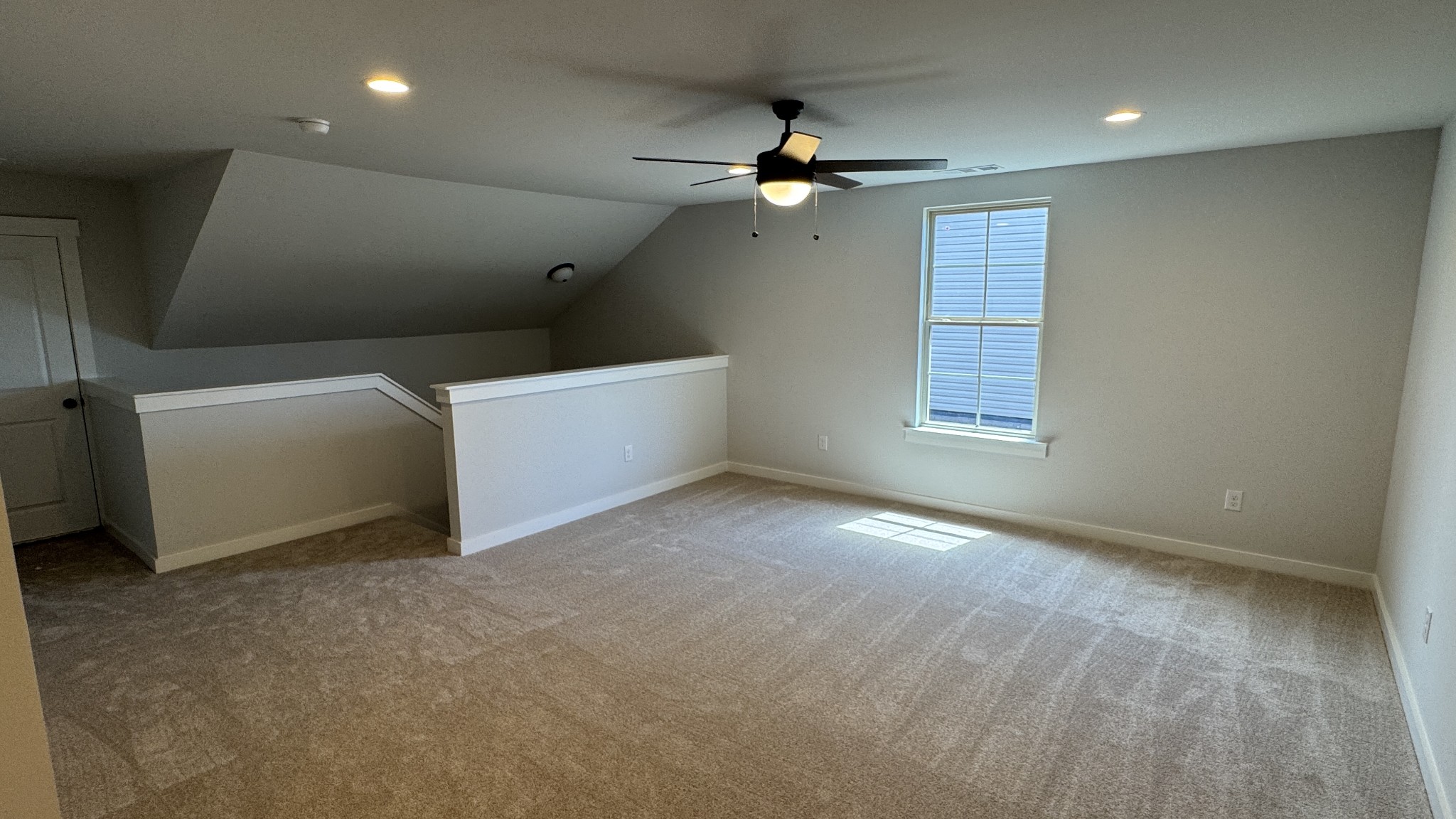 492 W Foxrun Springfield TN 37172