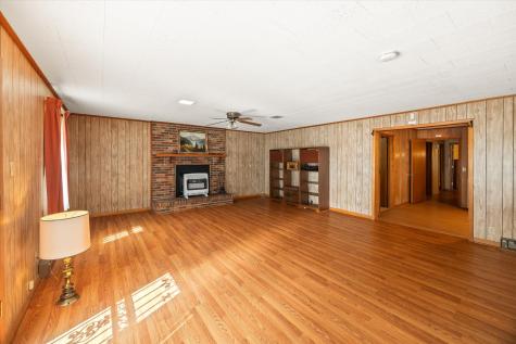 121 Bill Dudney Lane Gainesboro TN 38562