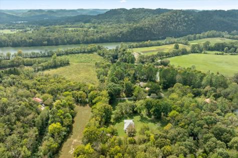 121 Bill Dudney Lane Gainesboro TN 38562