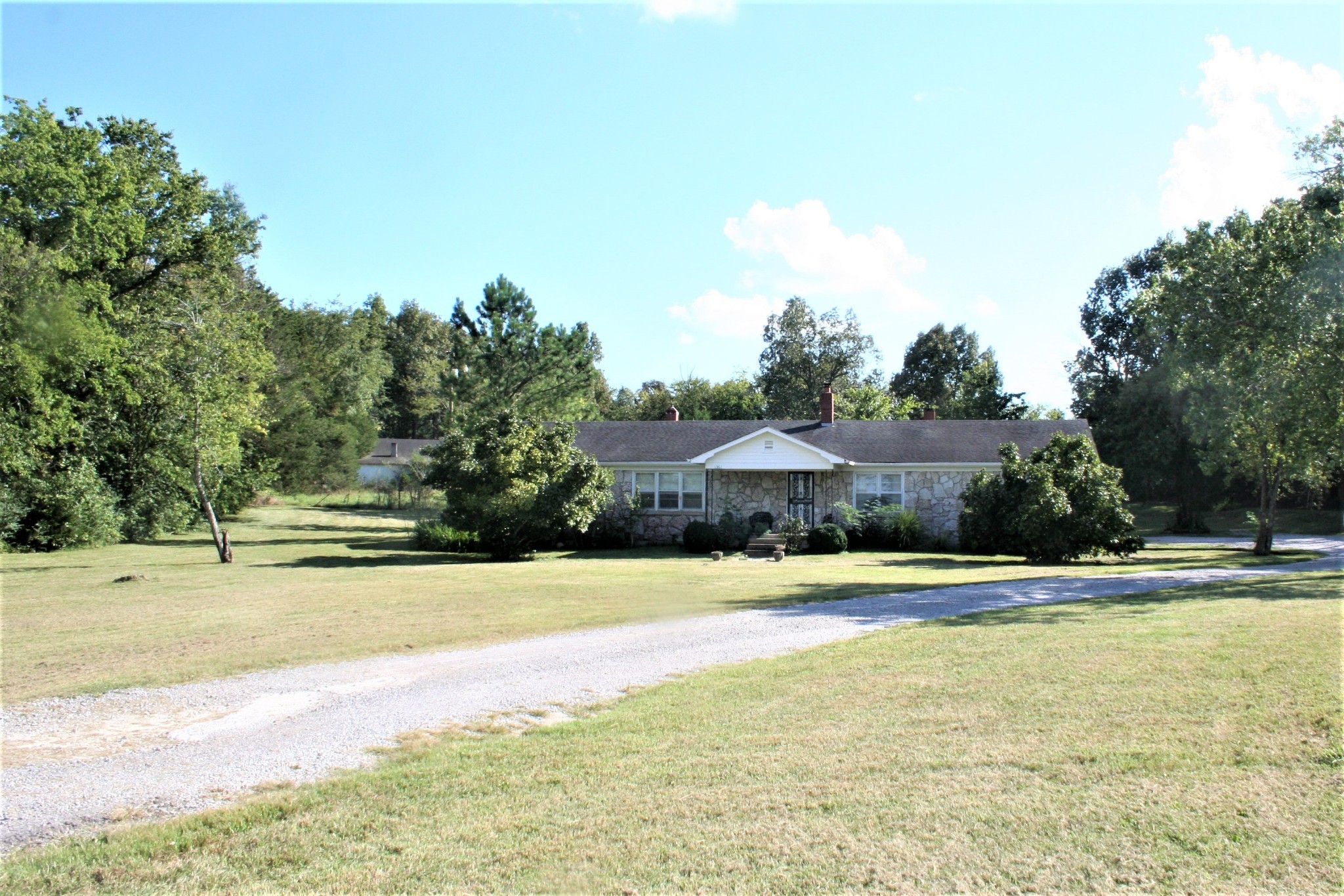 1361 E Commerce Street Lewisburg TN 37091