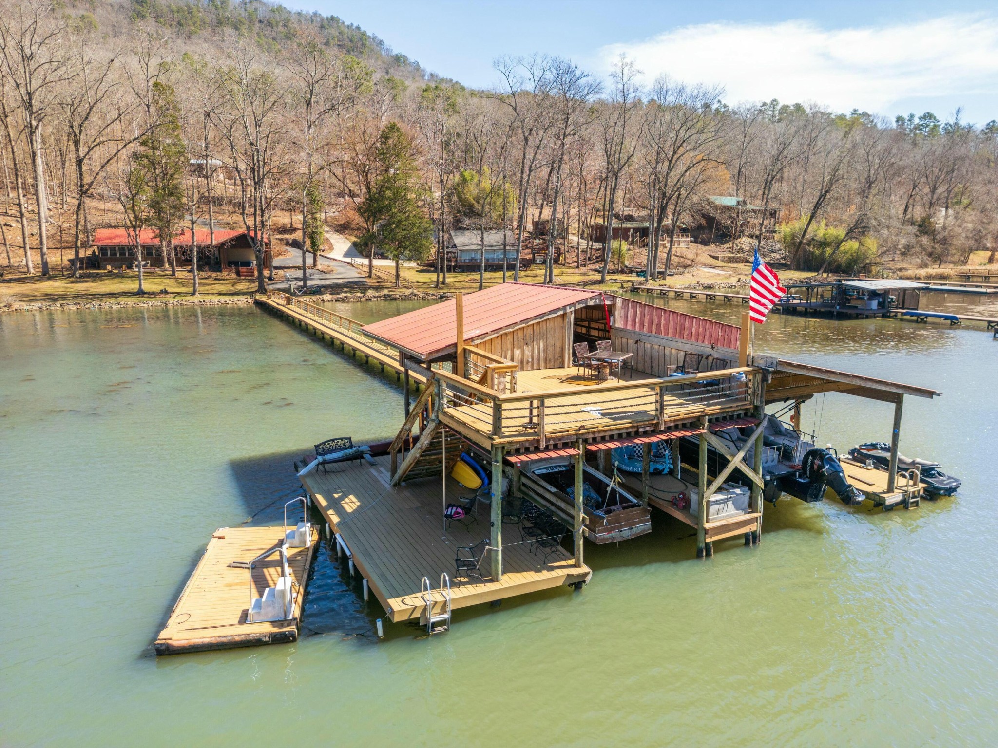 7286 Mullins Cove Road Whitwell TN 37397