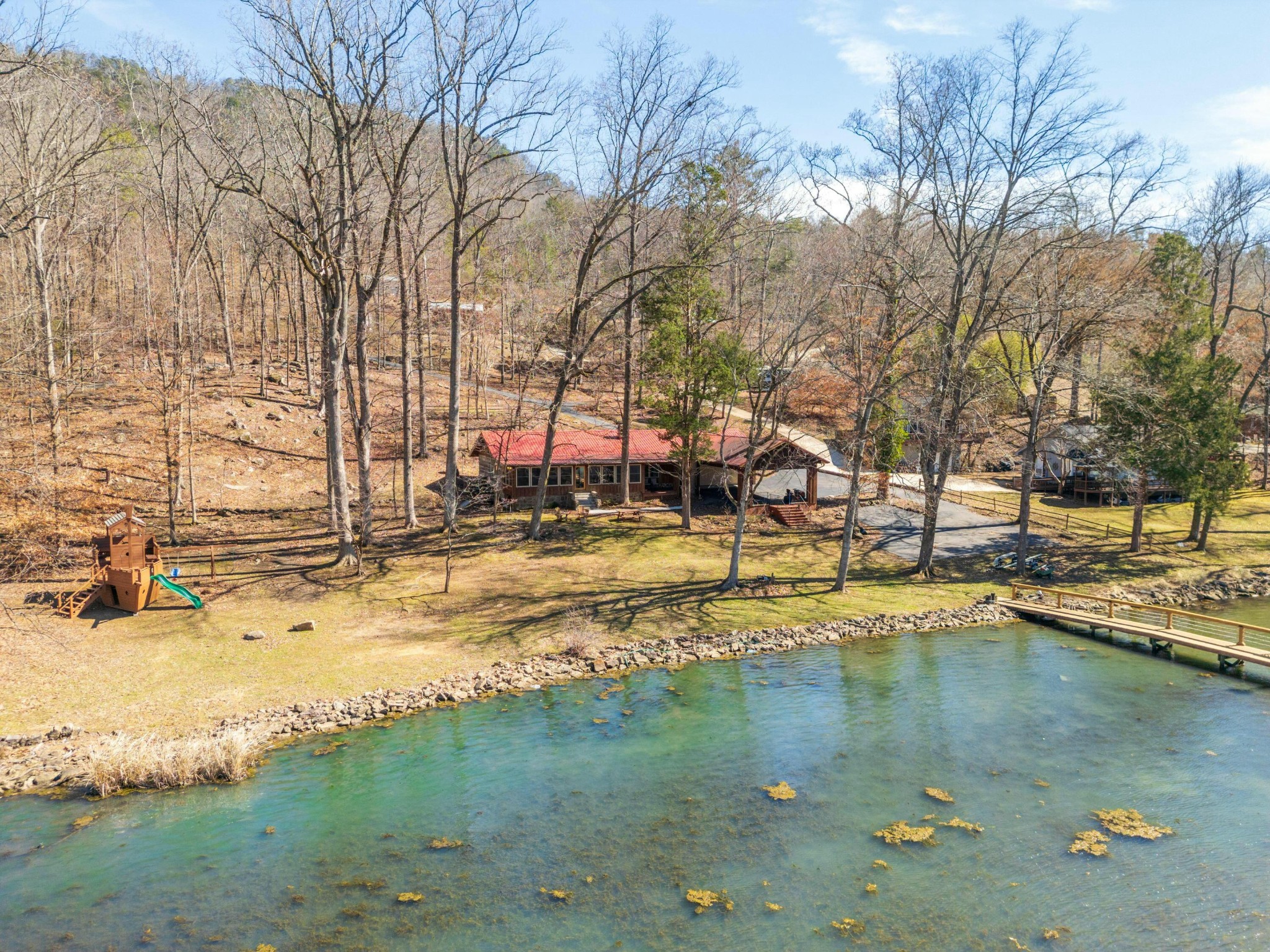 7286 Mullins Cove Road Whitwell TN 37397