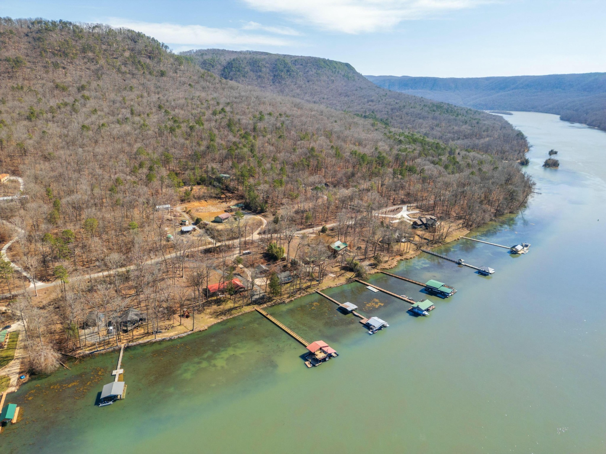 7286 Mullins Cove Road Whitwell TN 37397