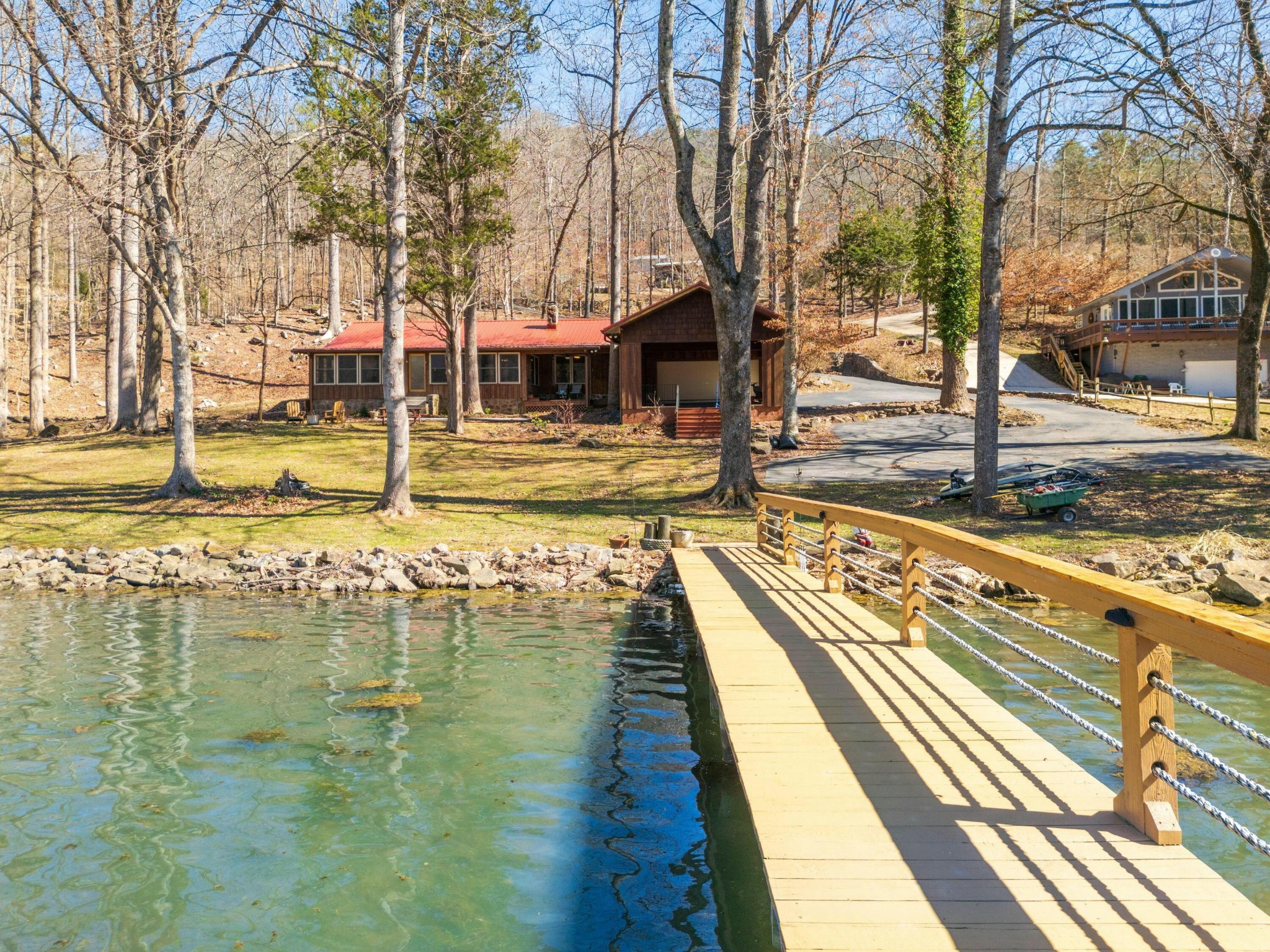 7286 Mullins Cove Road Whitwell TN 37397