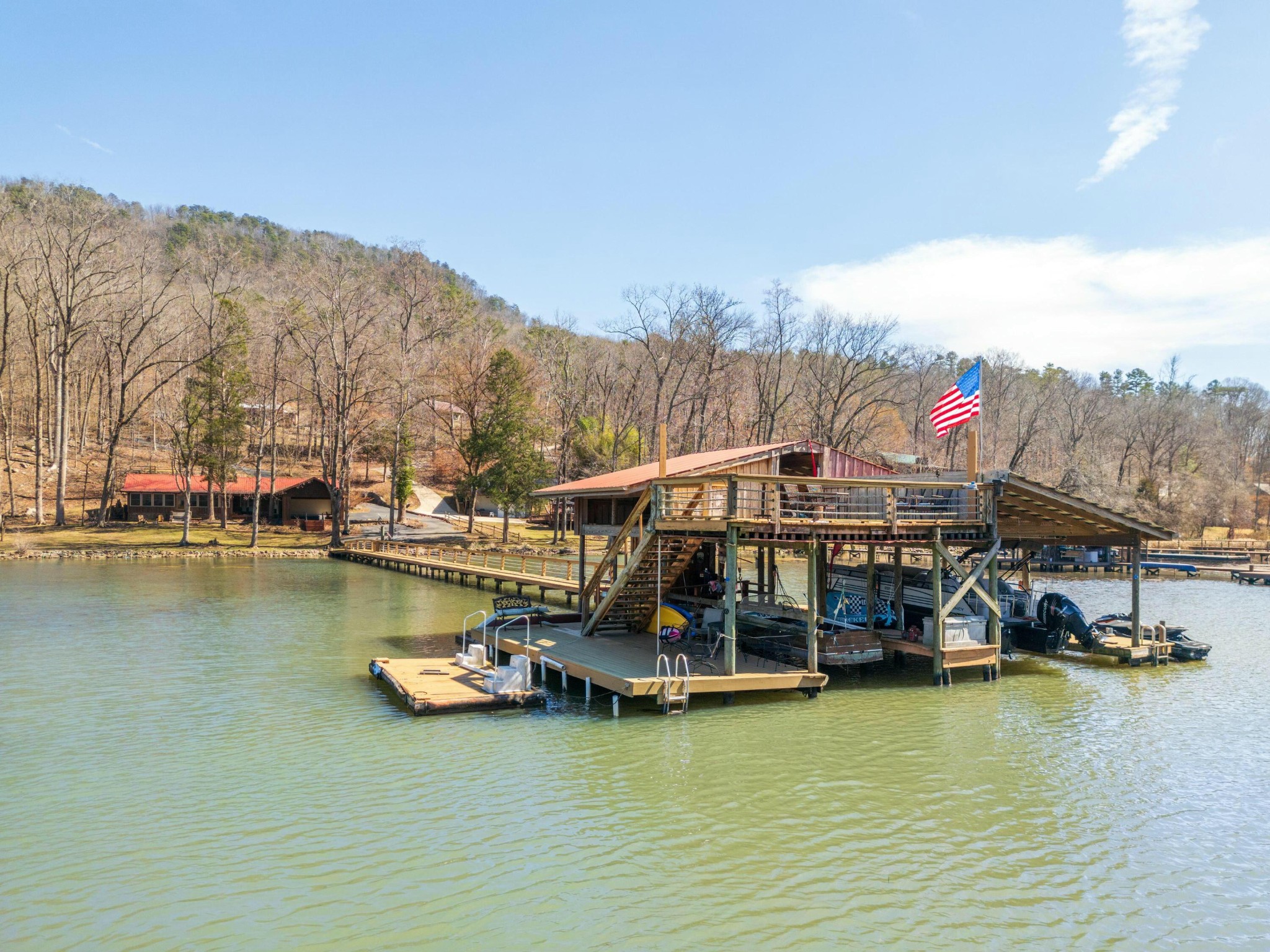 7286 Mullins Cove Road Whitwell TN 37397
