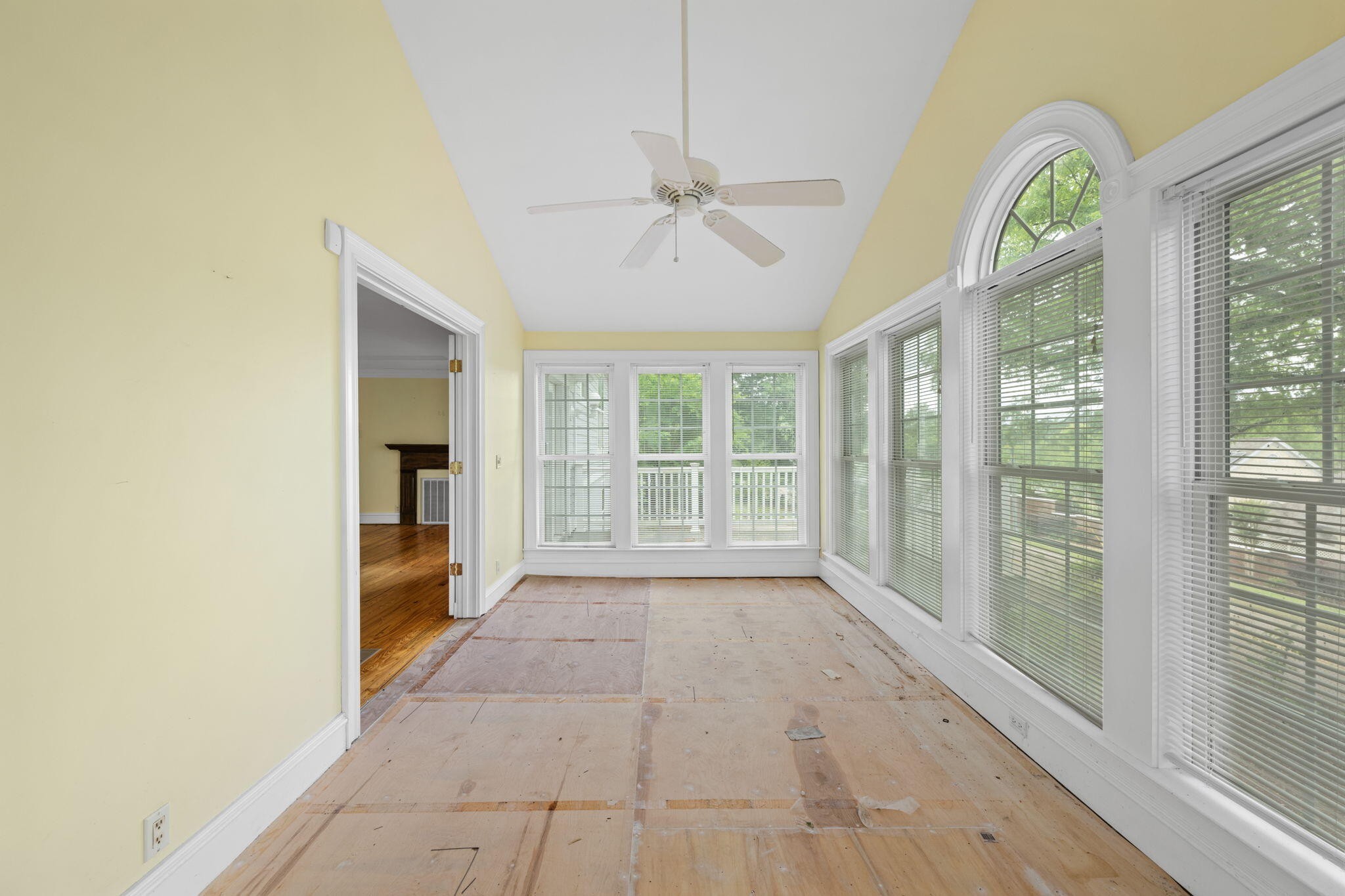 9114 Harrison Bay Road Harrison TN 37341