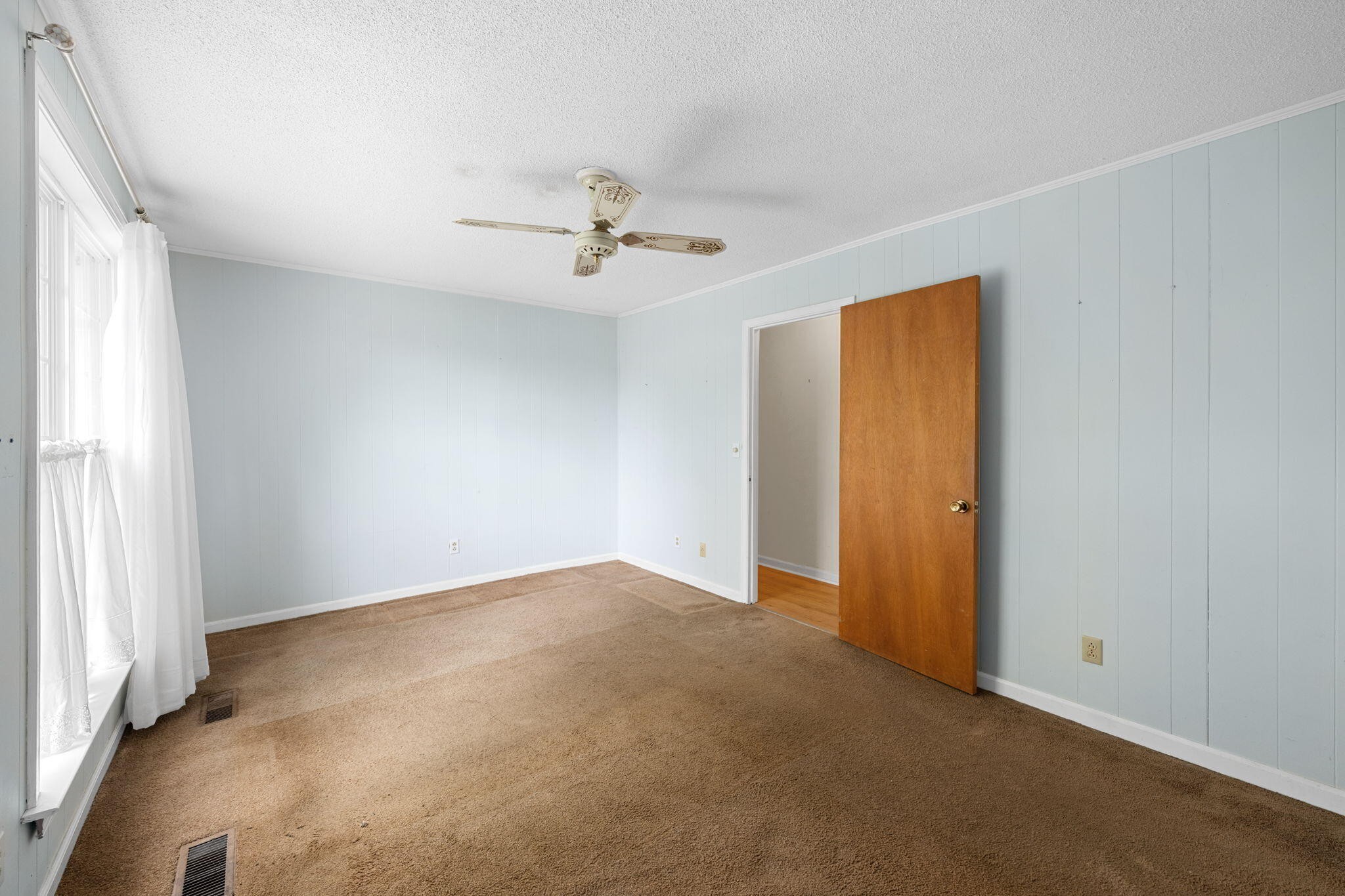 9114 Harrison Bay Road Harrison TN 37341