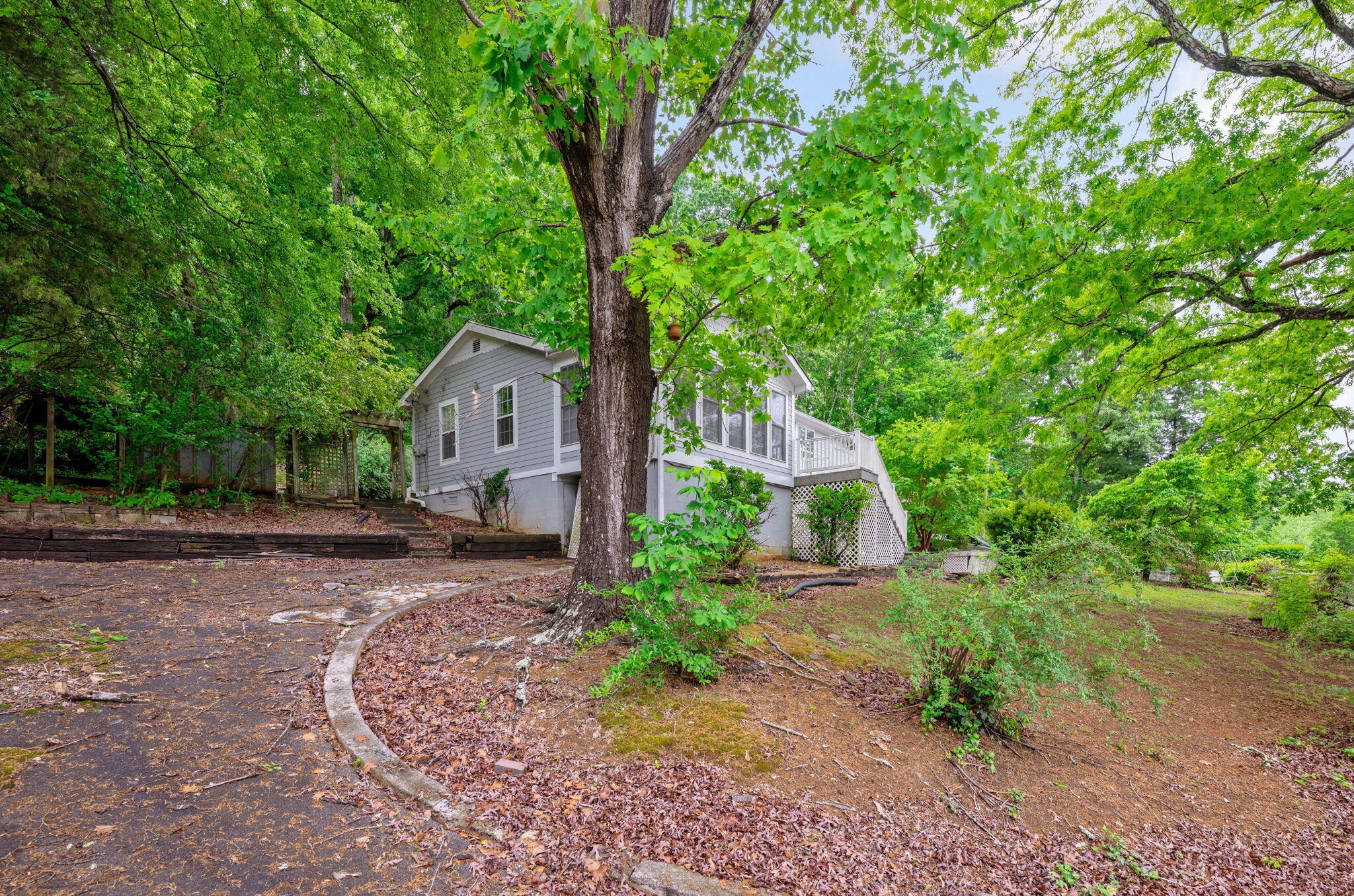 9114 Harrison Bay Road Harrison TN 37341