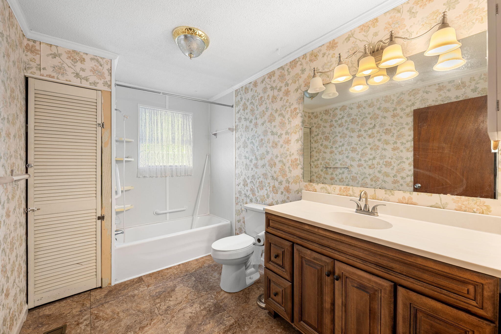 9114 Harrison Bay Road Harrison TN 37341