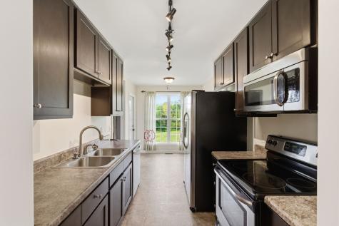 9060 Old Nashville Road Bon Aqua TN 37025