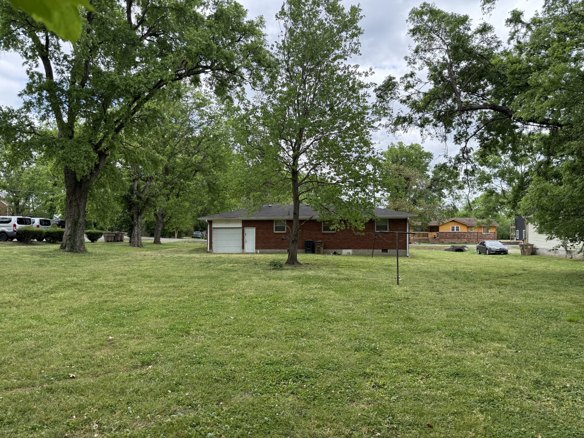1915 Manchester Avenue Nashville TN 37218