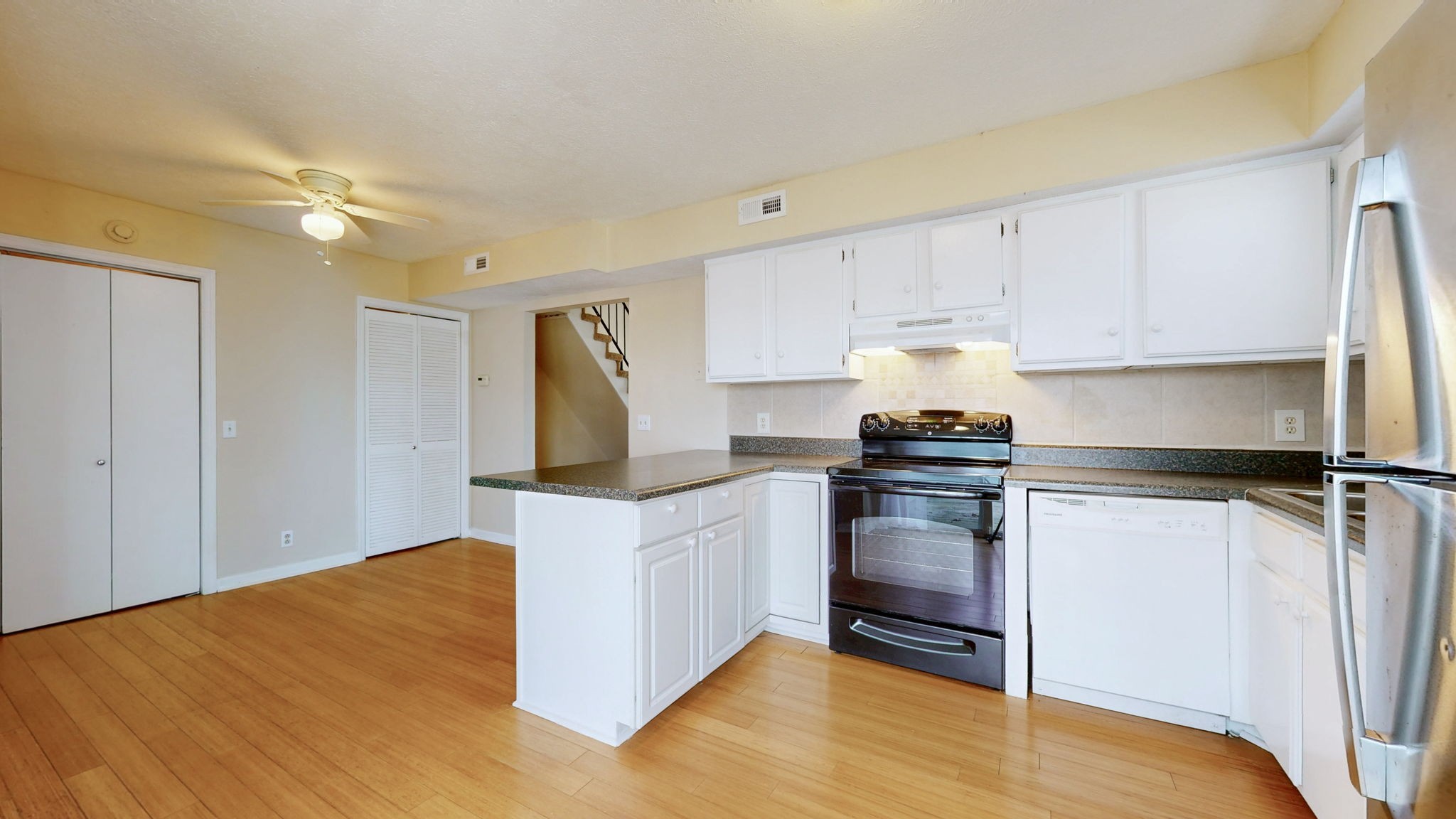 528 Debbie Drive Hermitage TN 37076