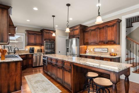 715 Farmington Drive Lebanon TN 37087