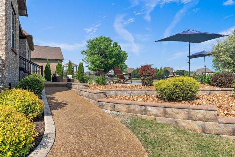 715 Farmington Drive Lebanon TN 37087