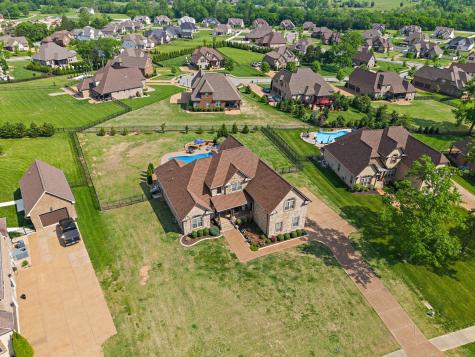 715 Farmington Drive Lebanon TN 37087