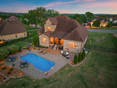 715 Farmington Drive Lebanon TN 37087
