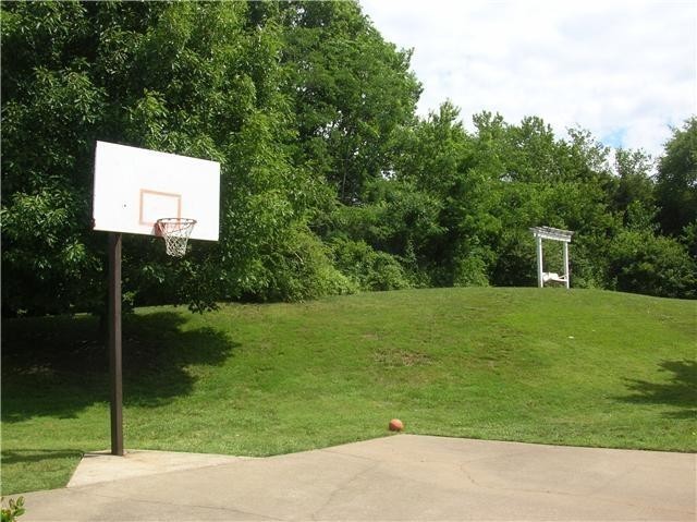 5021 Stonemeade Drive Nashville TN 37221