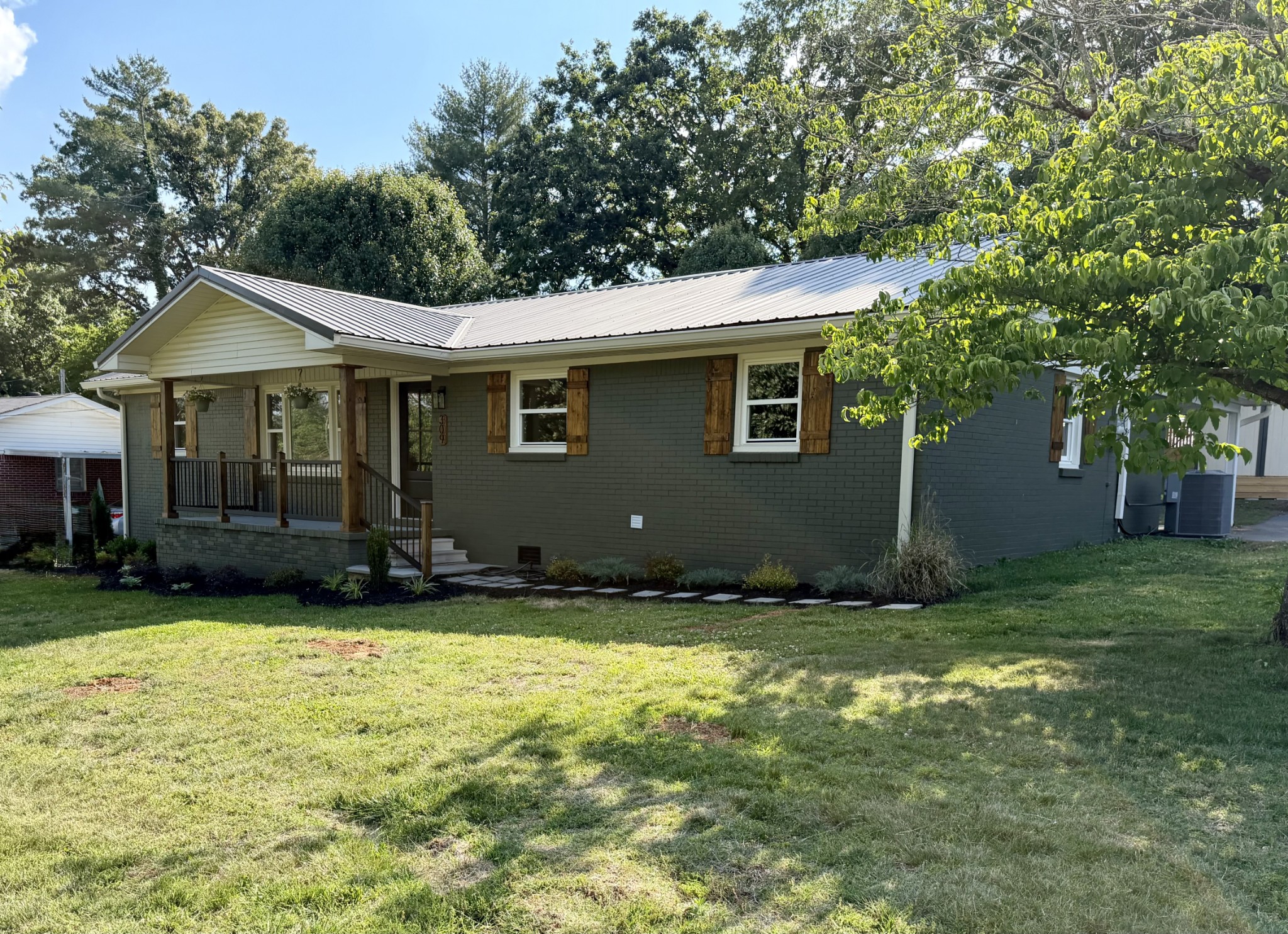 309 Moss Drive Mcminnville TN 37110