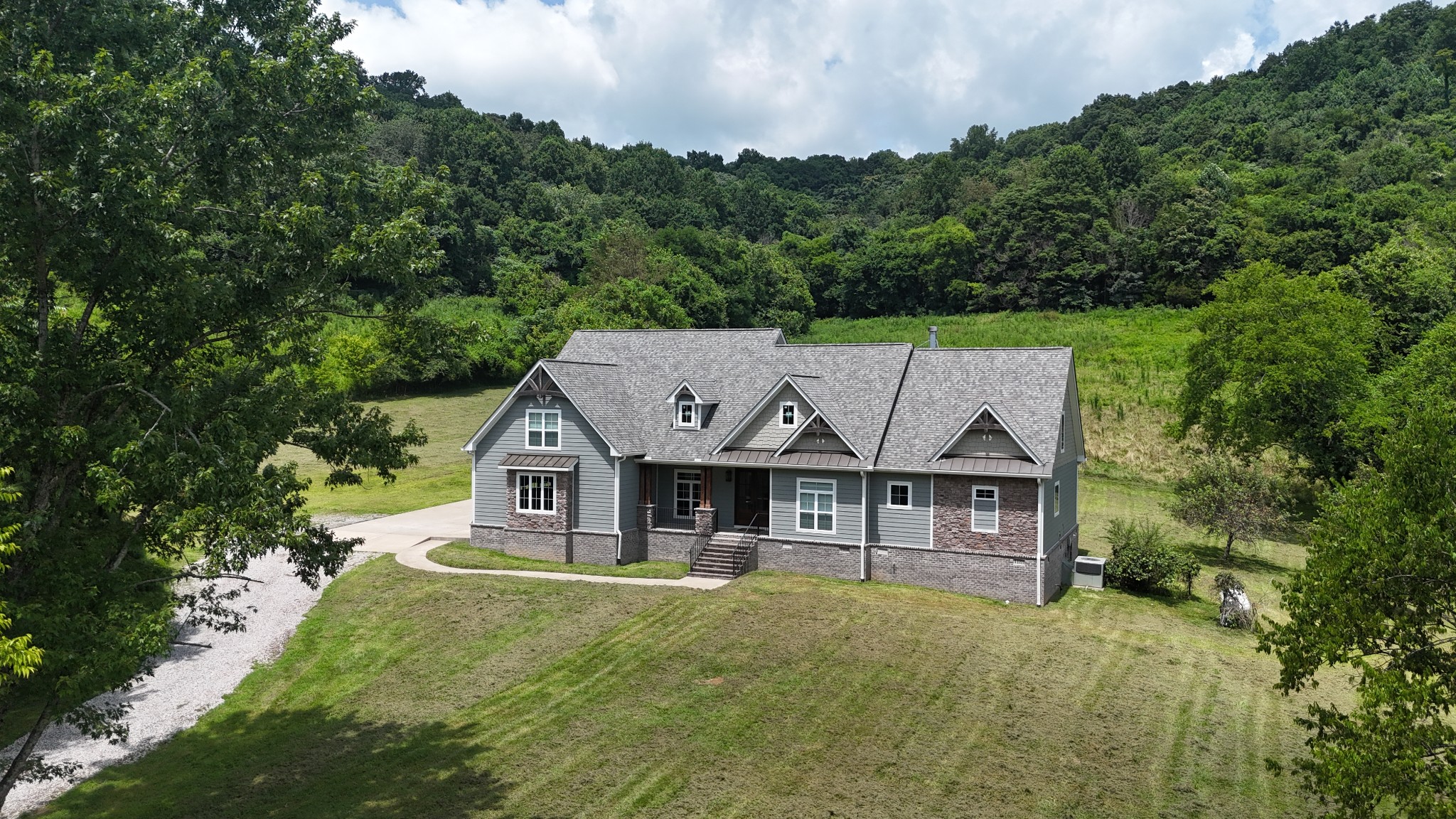 2145 Honey Prong Road Hartsville TN 37074