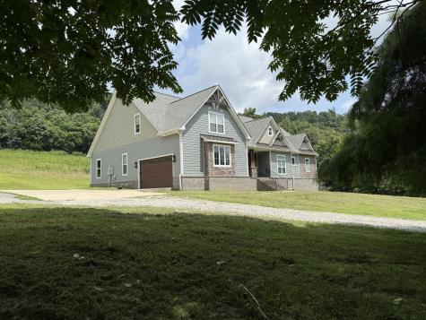 2145 Honey Prong Road Hartsville TN 37074
