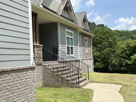 2145 Honey Prong Road Hartsville TN 37074