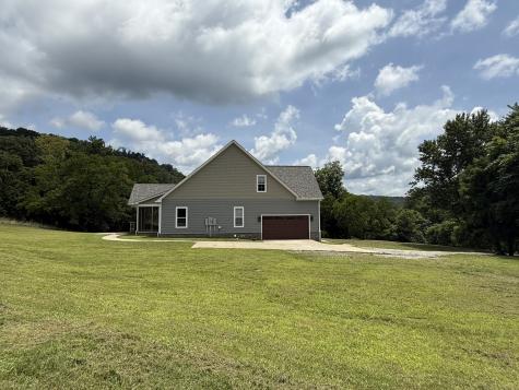 2145 Honey Prong Road Hartsville TN 37074