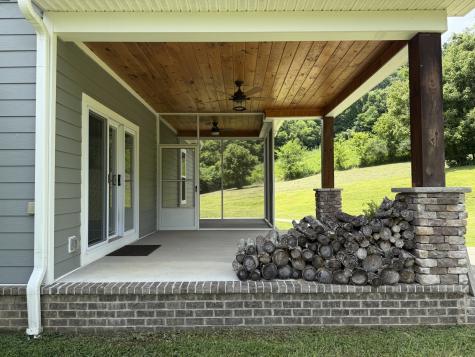 2145 Honey Prong Road Hartsville TN 37074