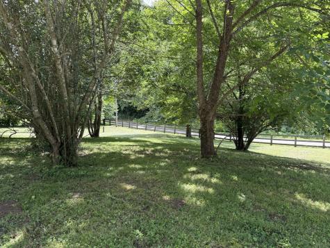 2145 Honey Prong Road Hartsville TN 37074
