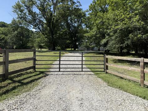 2145 Honey Prong Road Hartsville TN 37074