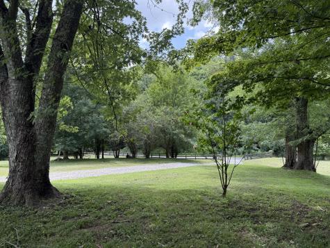 2145 Honey Prong Road Hartsville TN 37074