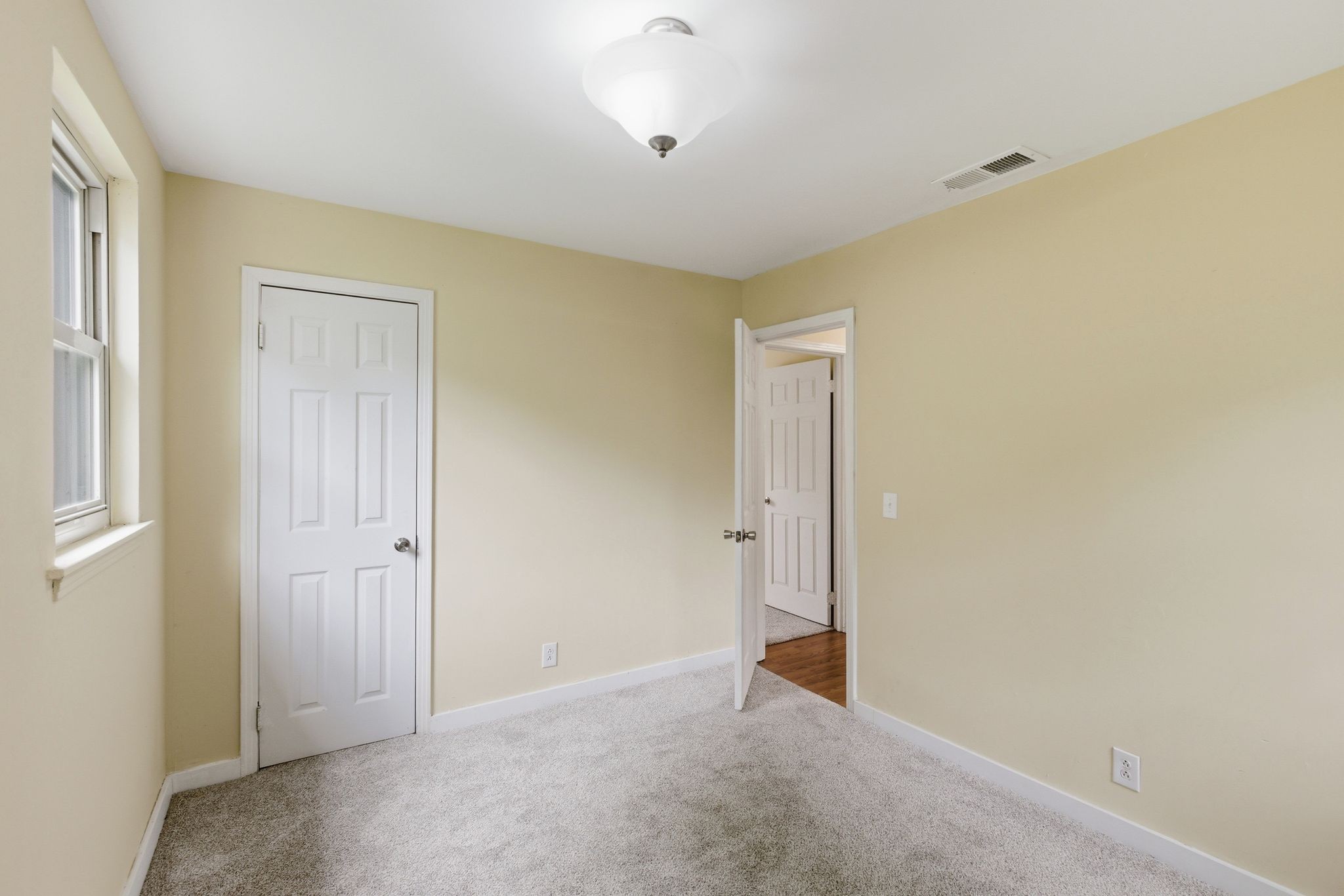 113 Mae Circle Dickson TN 37055