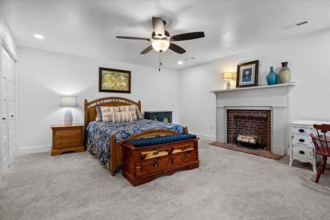 1030 Upper Creek Road Vanleer TN 37181