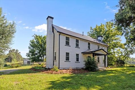 1030 Upper Creek Road Vanleer TN 37181