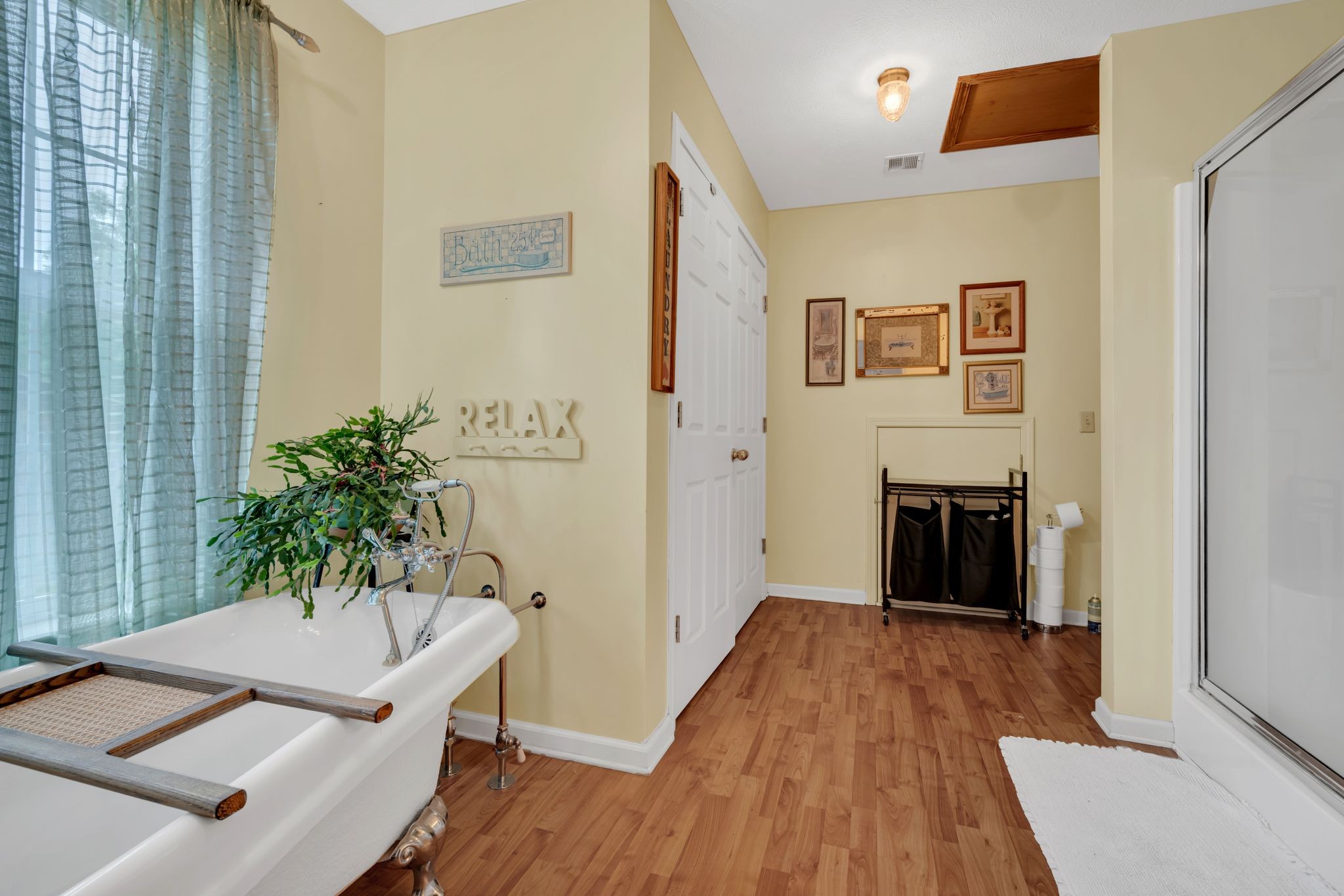 2405 Little Bartons Creek Road North Cumberland Furnace TN 37051