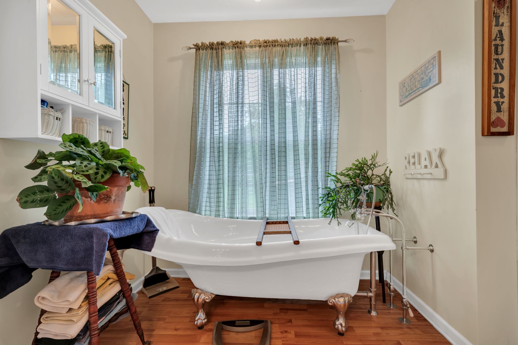 2405 Little Bartons Creek Road North Cumberland Furnace TN 37051