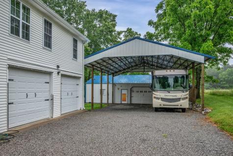 2405 Little Bartons Creek Road North Cumberland Furnace TN 37051
