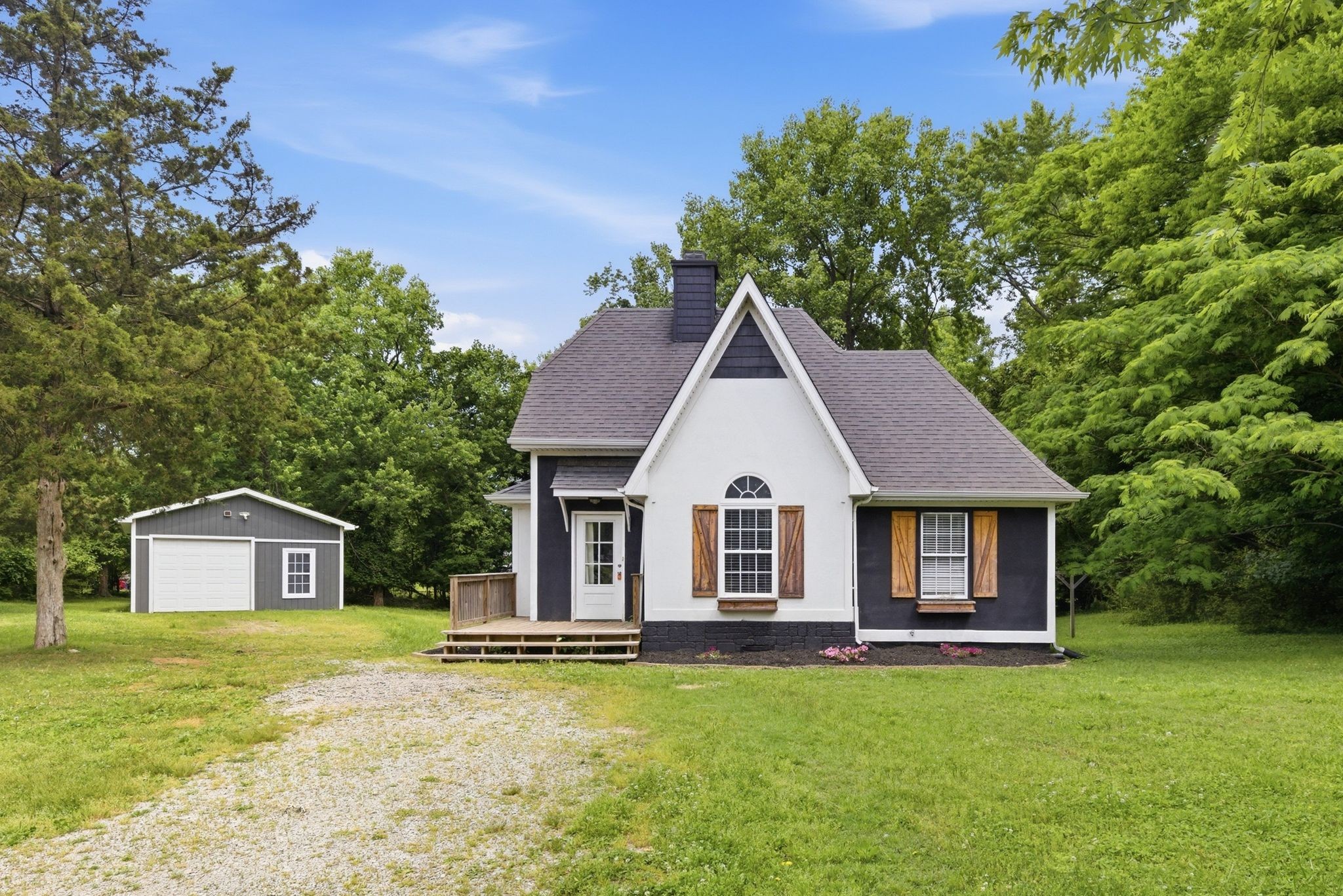 123 Vivian Drive Clarksville TN 37042