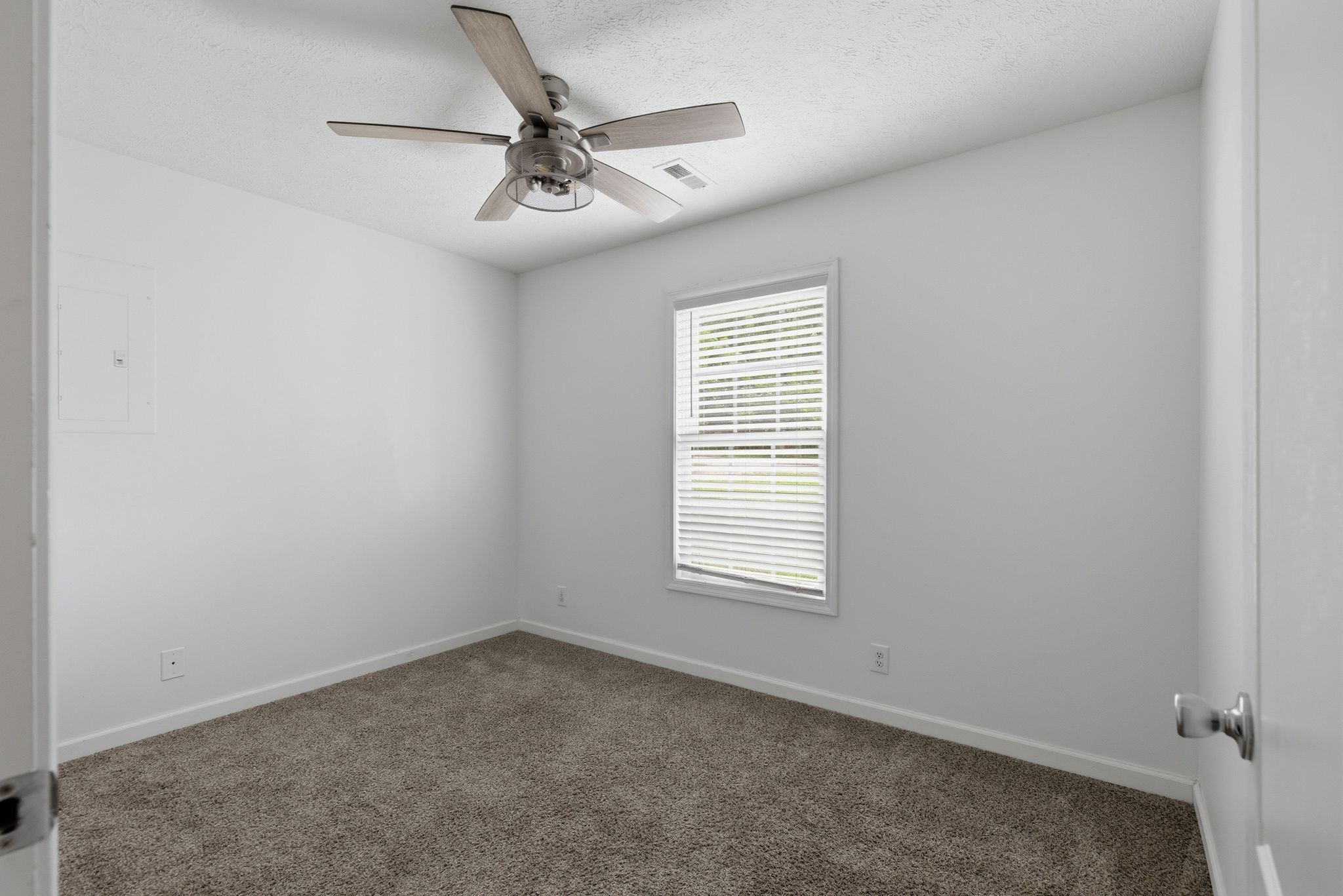 123 Vivian Drive Clarksville TN 37042