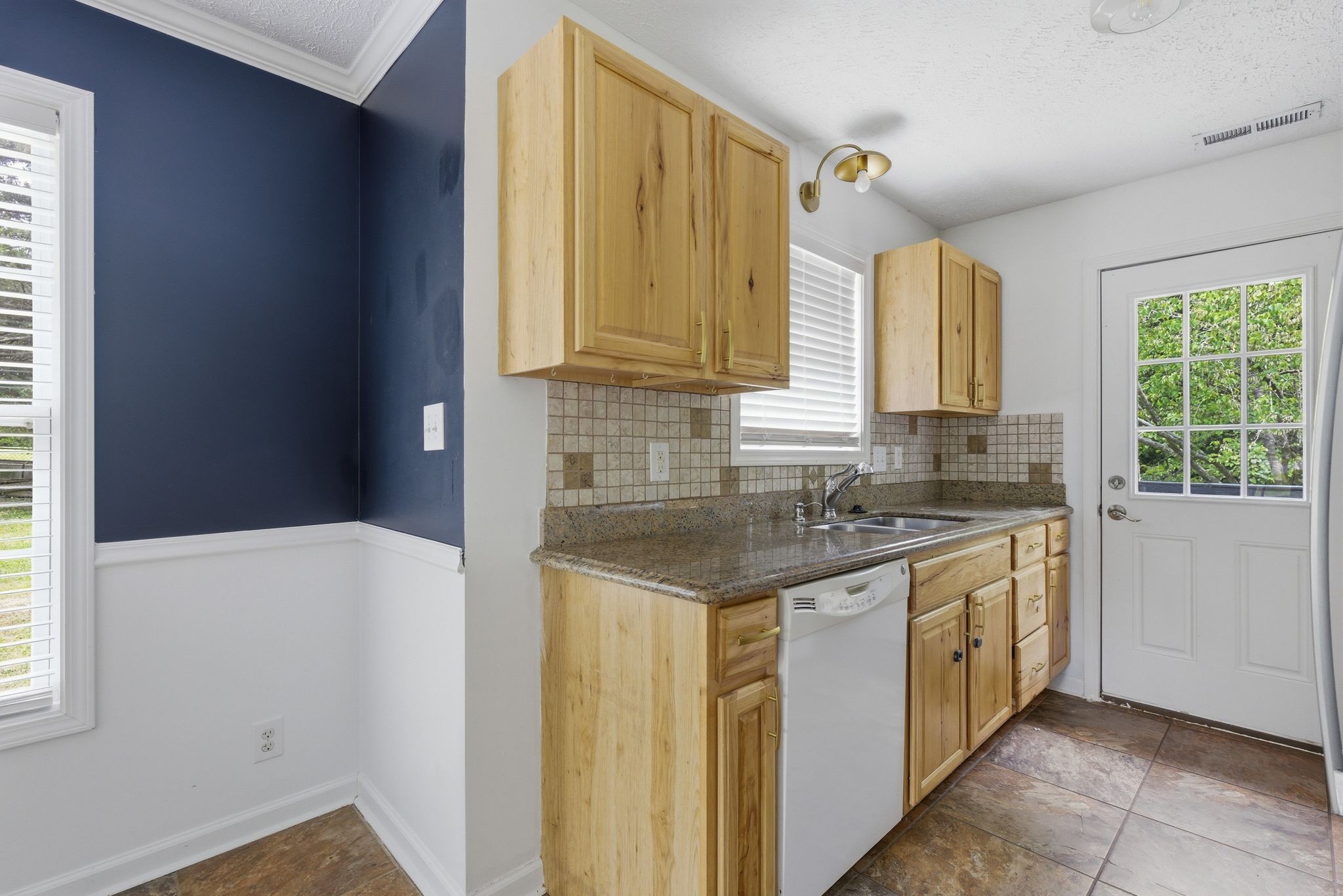 123 Vivian Drive Clarksville TN 37042