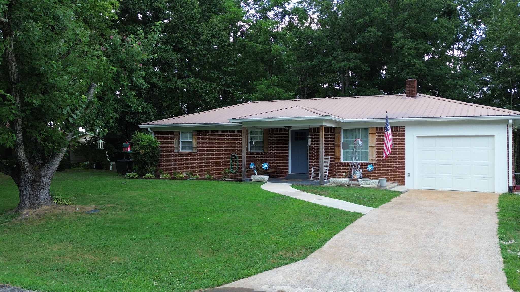 722 Hickory Street Centerville TN 37033
