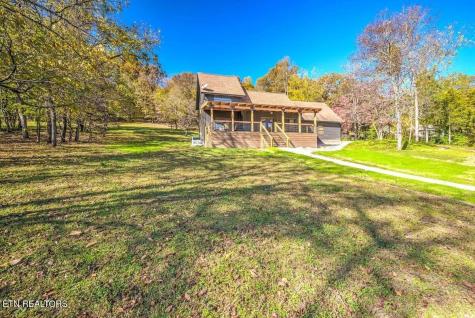 408 Lakecrest Drive Harriman TN 37748