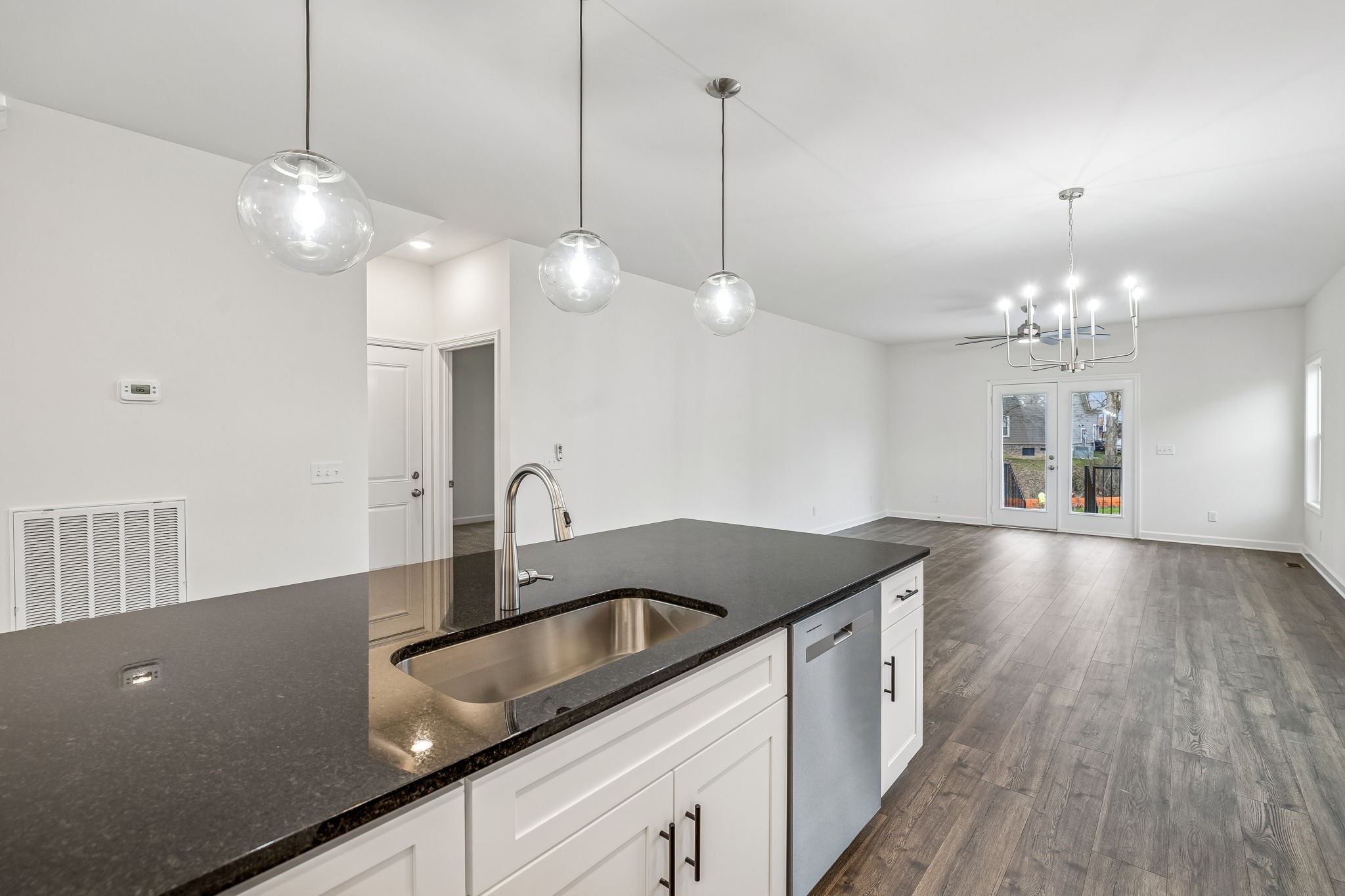 560 Oak Glen Drive Smithville TN 37166