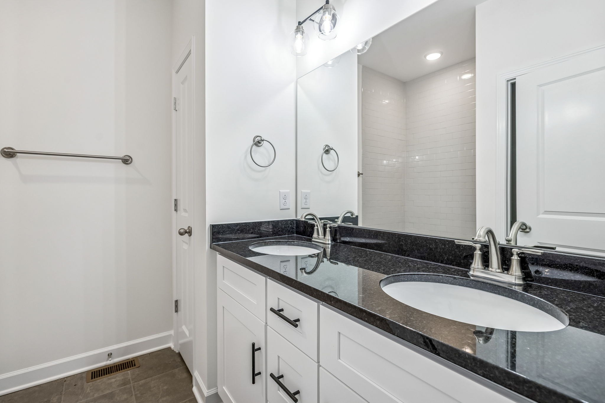 560 Oak Glen Drive Smithville TN 37166